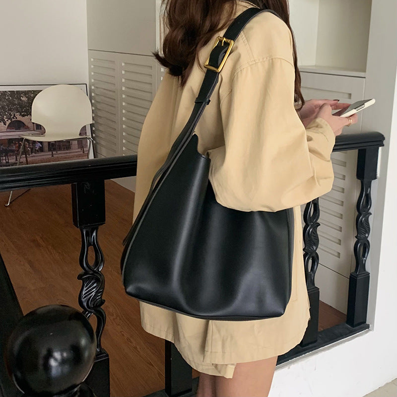 Sienna™ | Timeless Shoulder Bag
