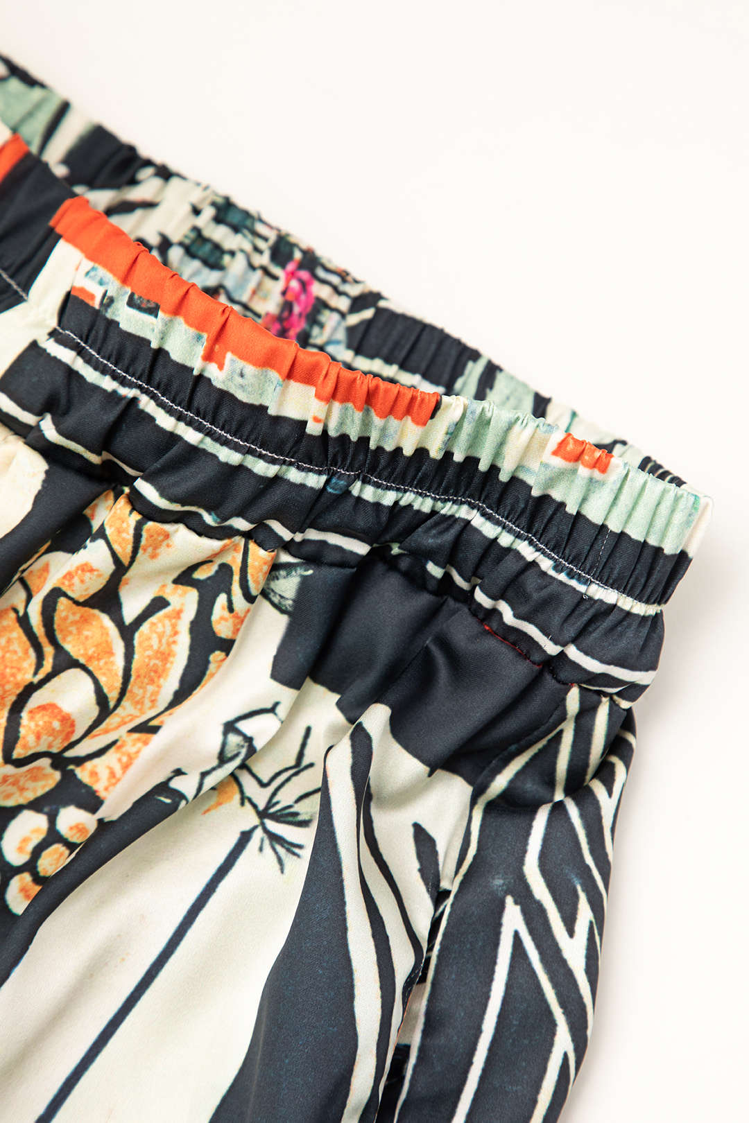 Arce | Floral Print High-Waisted Straight Leg Trousers