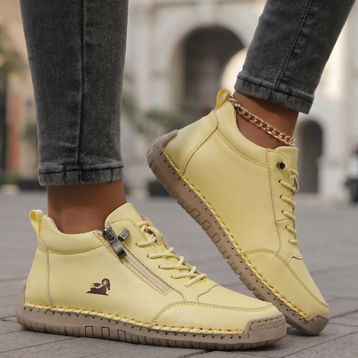 Mila — Comfortable & Supportive Zip-Up Sneakers